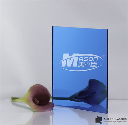 El espejo de acrílico adhesivo del plexiglás cubre la hoja plástica flexible del espejo cortada a la medida