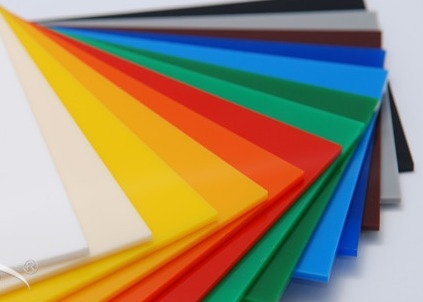 El plexiglás de acrílico 1.8-3m m de la hoja del color del lucite coloreó las hojas plásticas transparentes