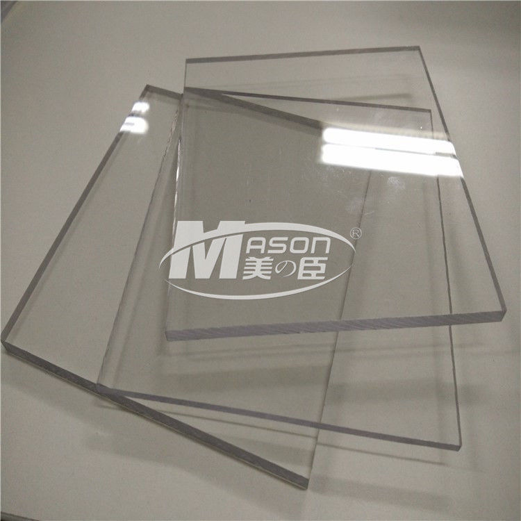 Alta hoja clara brillante atractiva y durable 1.8m m del policarbonato transparente